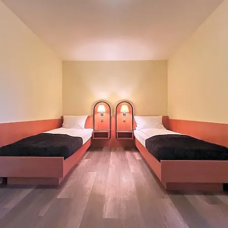 Hotell The By American Ease *